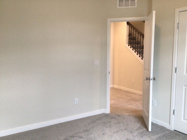 Building Photo - 14238 Sapelo Beach Dr