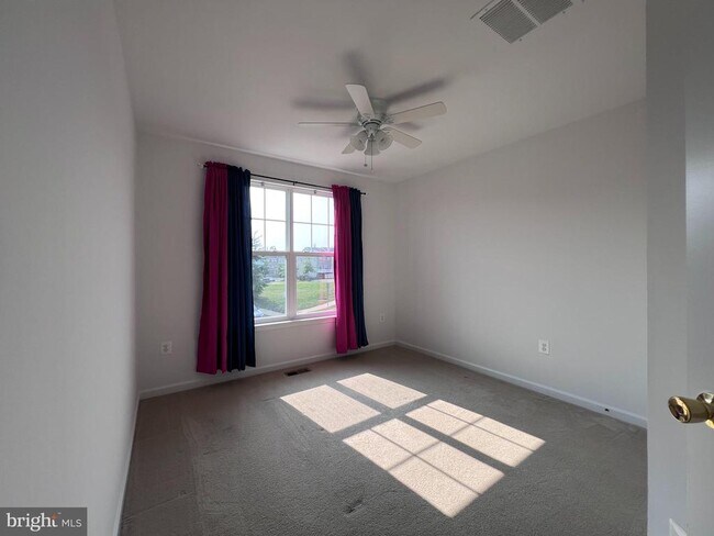 Building Photo - 9243 Dawkins Crest Cir