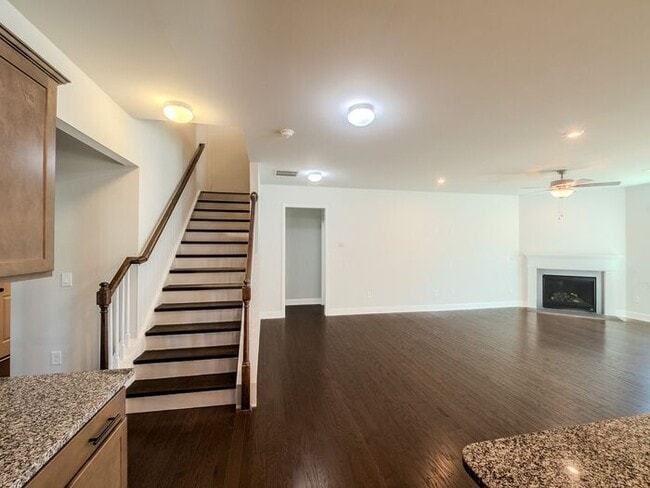 Building Photo - 1586 Maston Rd