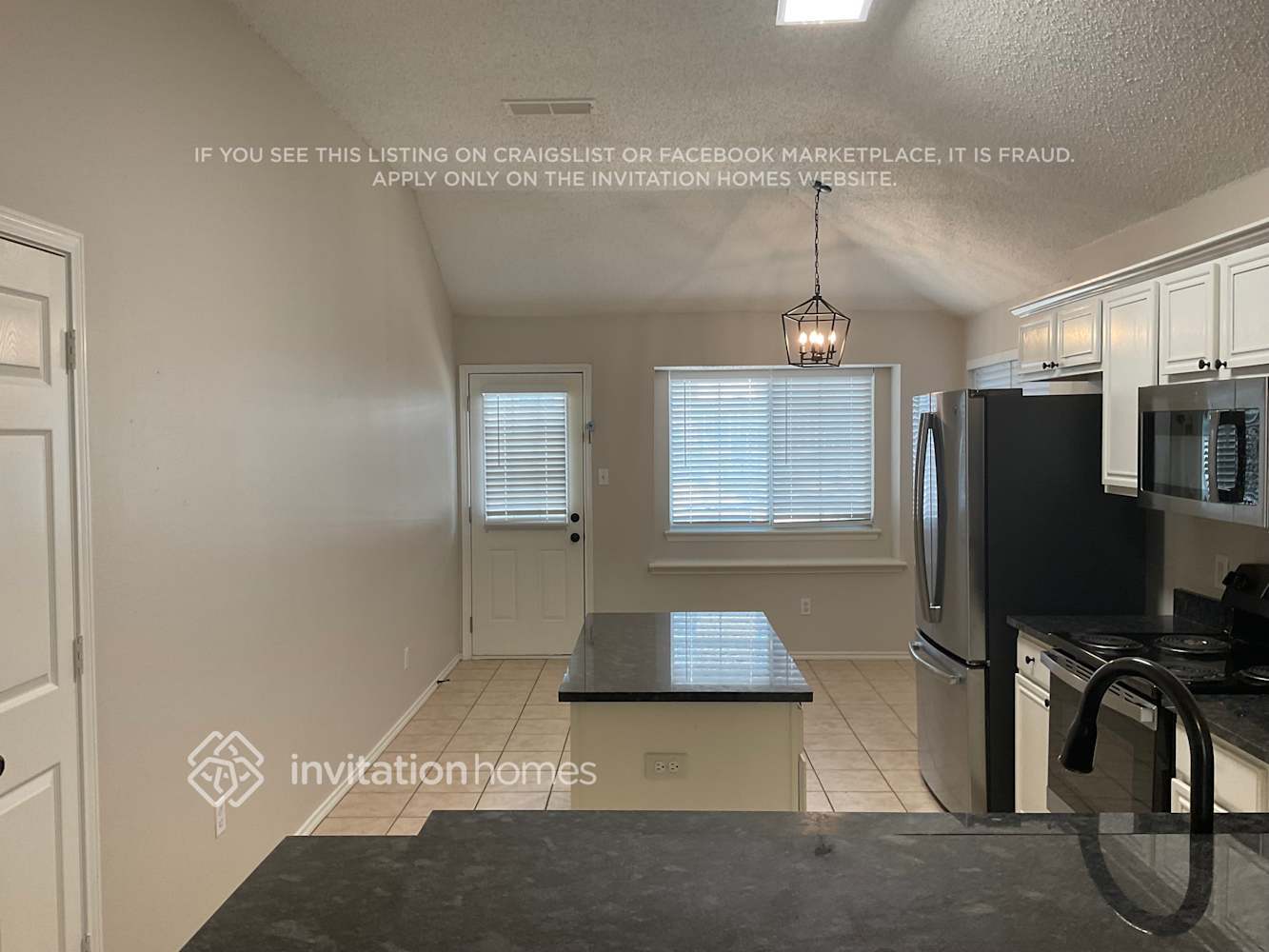 Building Photo - 3717 Tulip Tree Dr