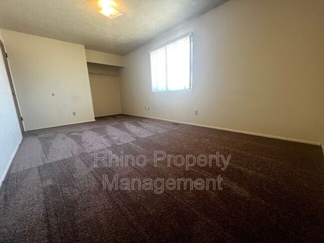 Building Photo - 449 N 1465 W