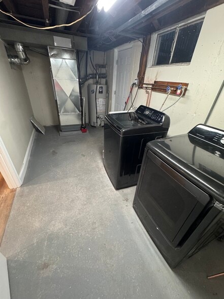 Laundry Room - 333 Mary St