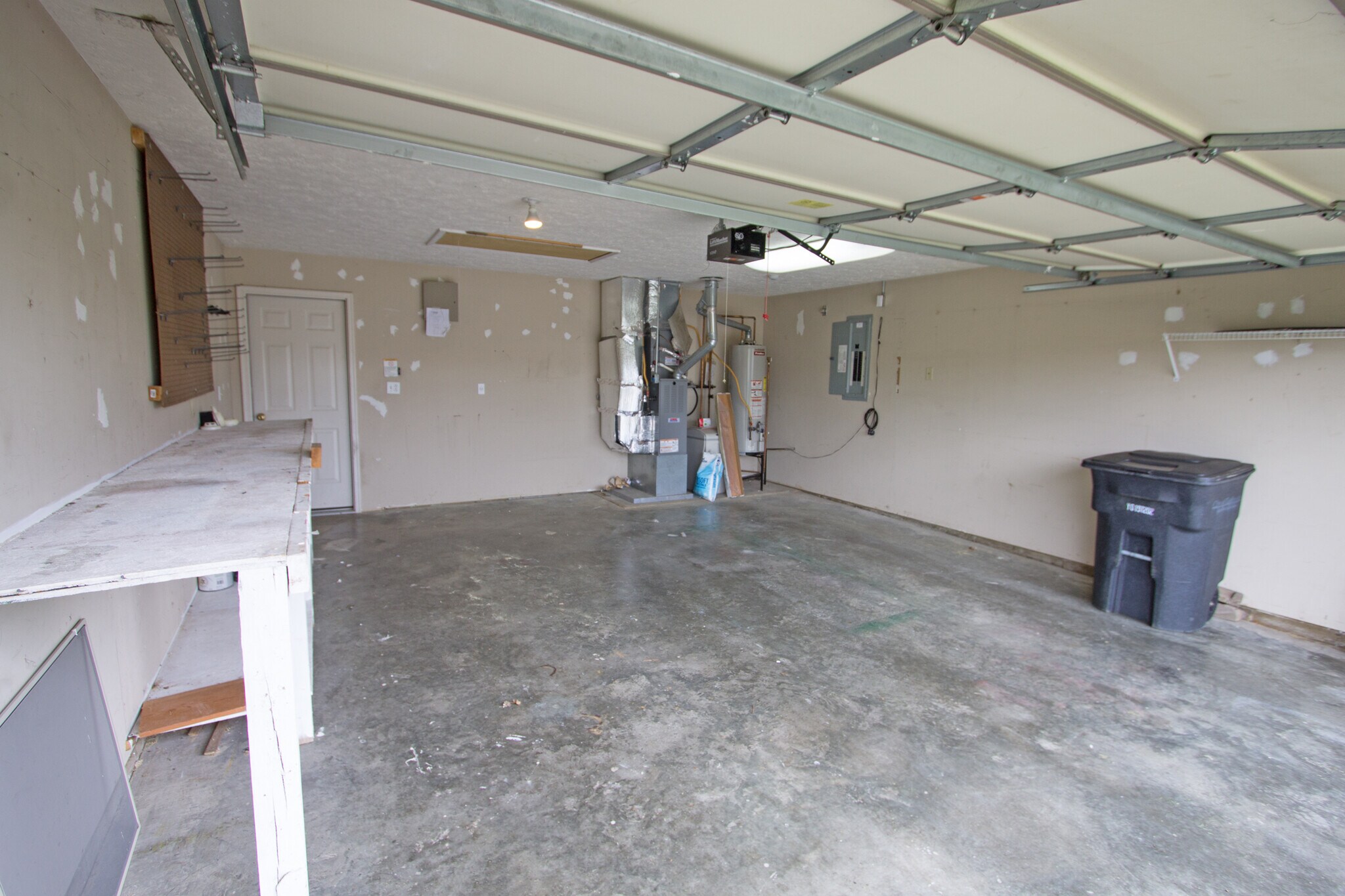 Building Photo - 2321 Winterset Dr