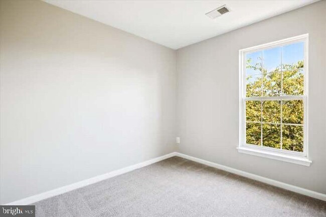 Building Photo - 13593 Beckingham Dr