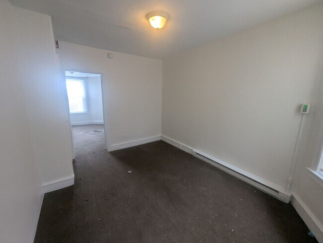 Building Photo - 218 N 54th St