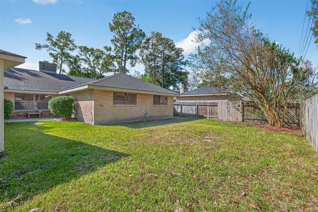 Building Photo - 3815 Brook Shadow Dr