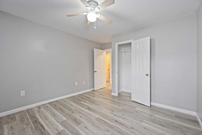 Building Photo - 1728 Connorvale Rd