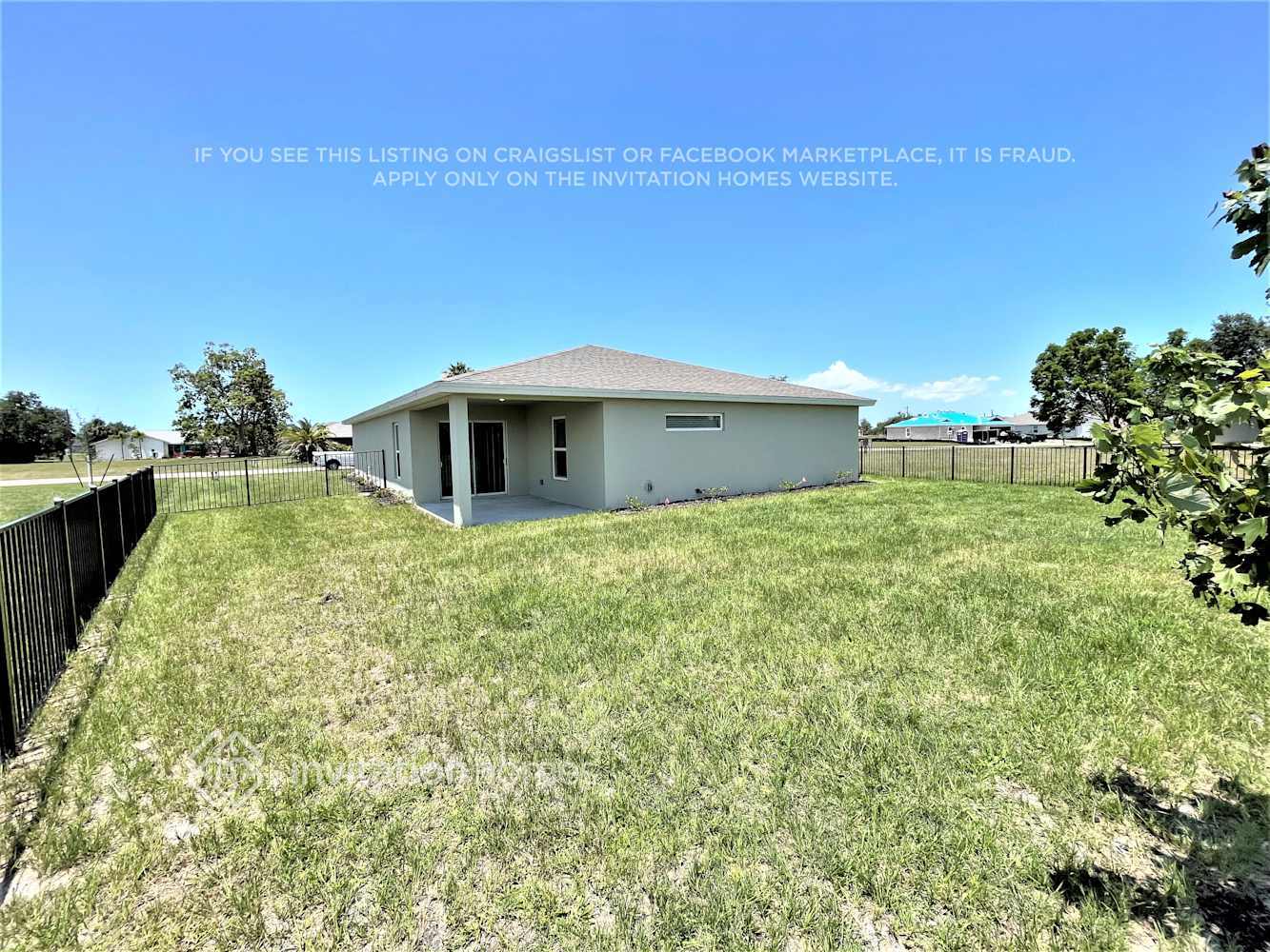 Building Photo - 16314 Minorca Dr