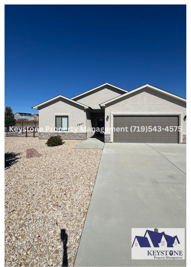 Building Photo - Gated Community - One Level Living  2 Bedr...