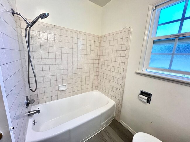 Building Photo - Nice Single Family Home in Bellflower