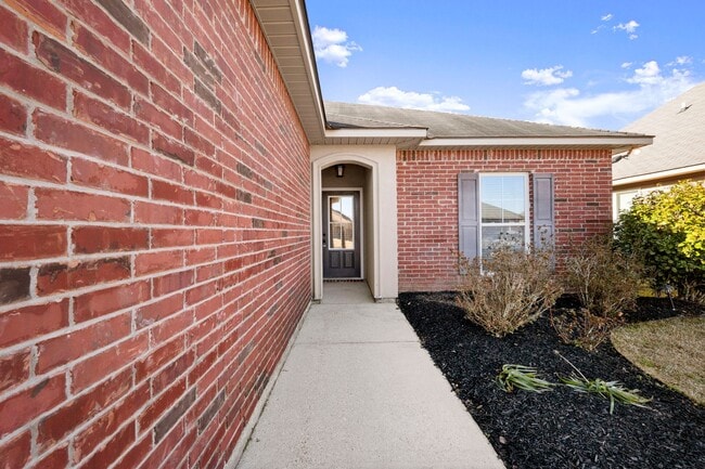 Building Photo - Prairieville Home for Lease