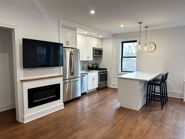 Building Photo - 4810 Boston Post Rd