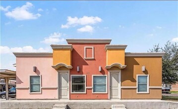 Building Photo - 23 West Dr