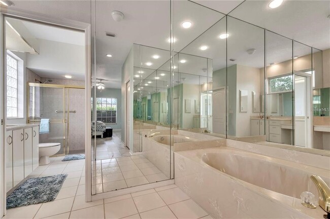 Building Photo - 23420 Peachland Blvd