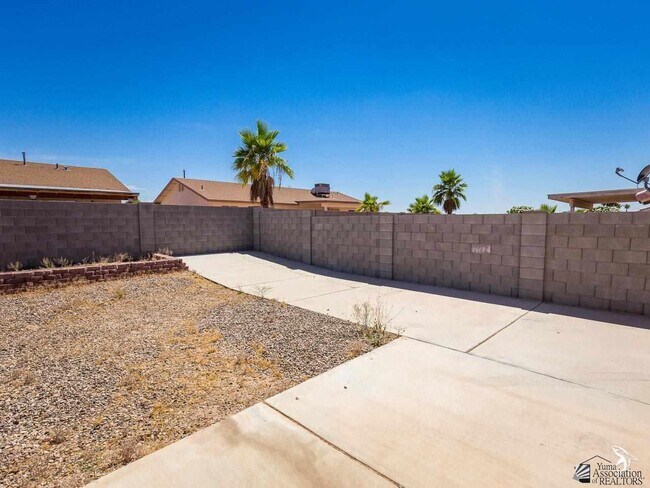 Building Photo - 11271 E 25th Pl