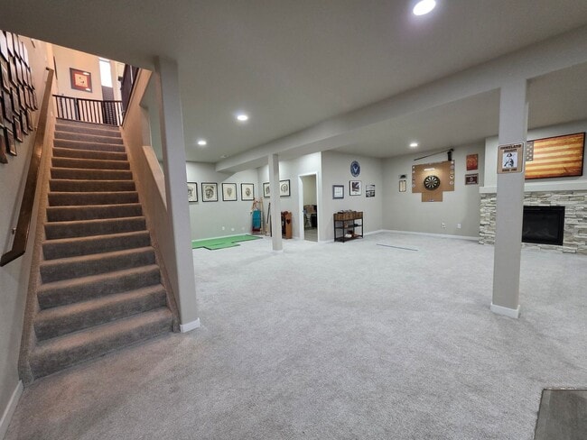Building Photo - 5 Bed 4 Bath Home In Flying Horse North!!