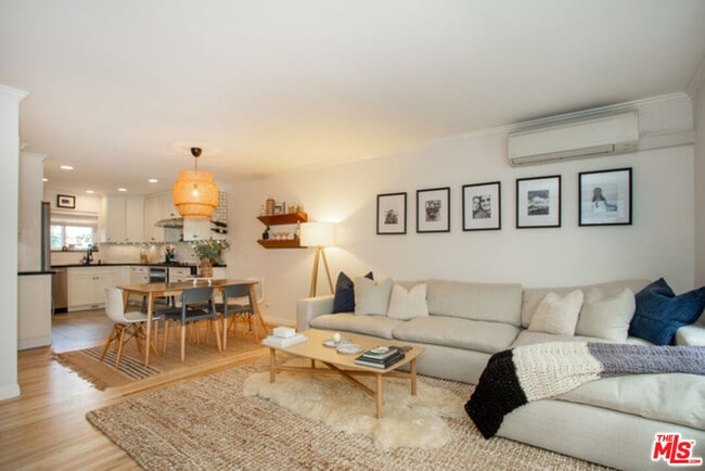 Building Photo - 8130 Redlands St