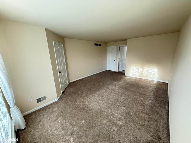 Building Photo - 50299 Highpoint Ct