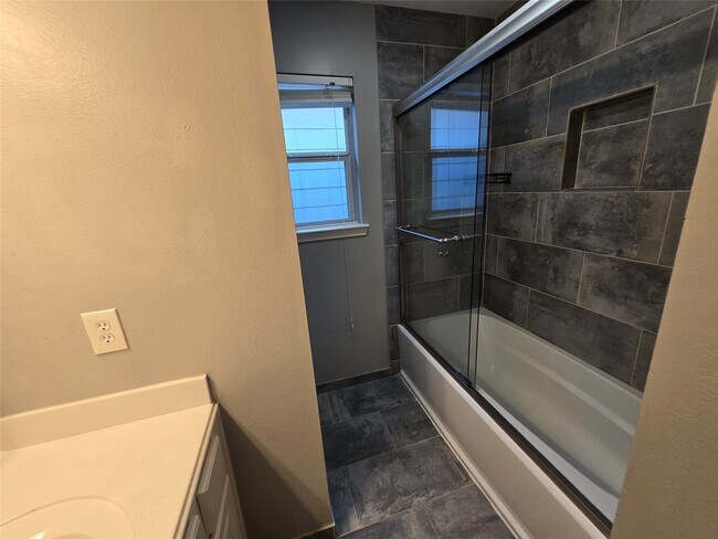 Building Photo - 5106 Prosperity Cir