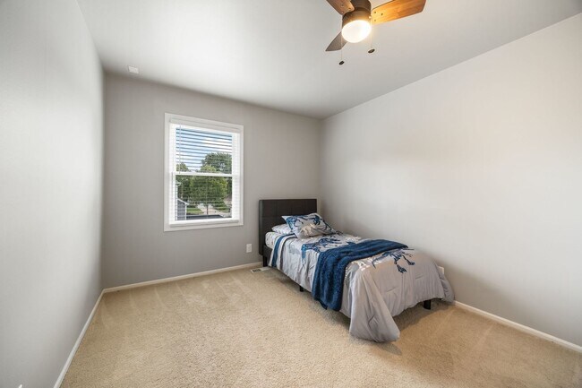 Building Photo - 375 Partridge Ct