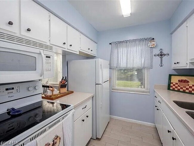 Building Photo - 620 Joel Blvd