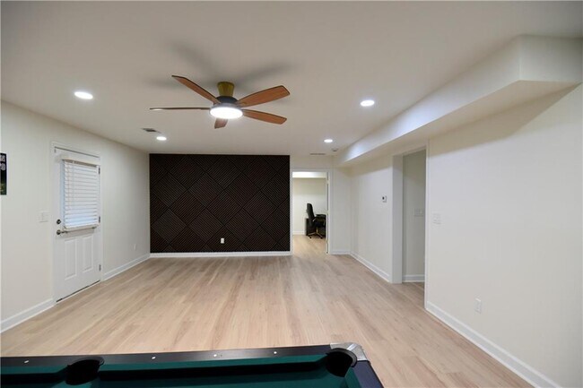 Building Photo - 1805 Kingsbridge Ct