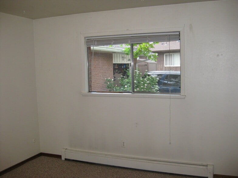 Building Photo - 1105 Hays St