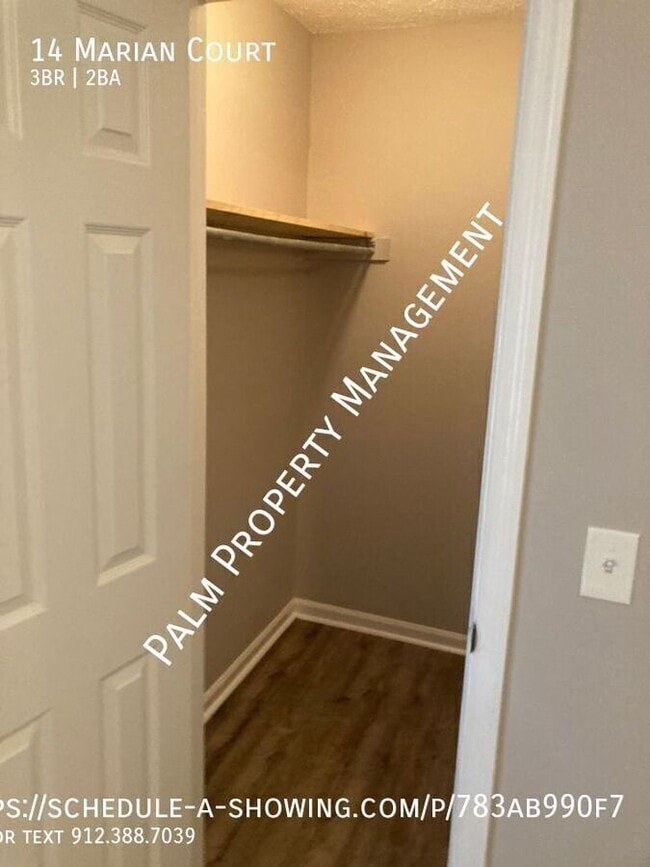 Building Photo - 14 Marian Ct