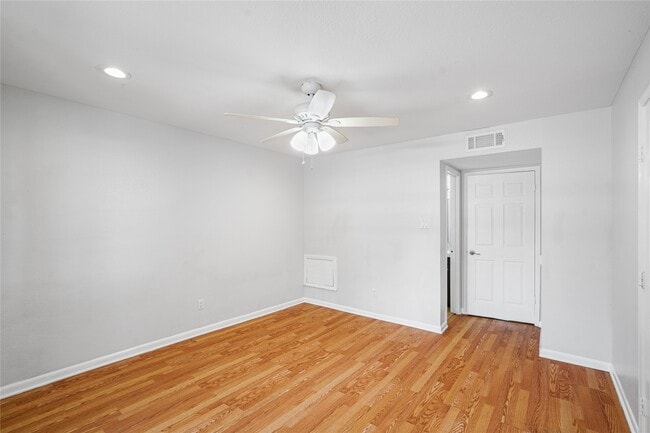 Building Photo - 12633 Memorial Dr