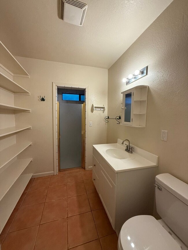 Building Photo - Gated Private Studio just minutes to downtown Graton w/ all utilities included