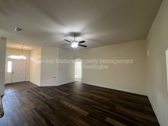 Building Photo - 7037 Season Dr