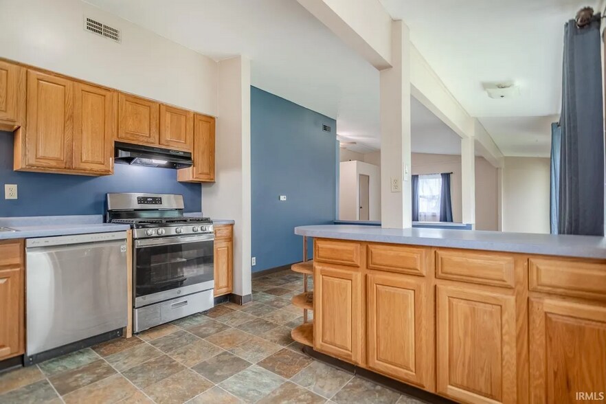 Building Photo - 2516 Oxford St