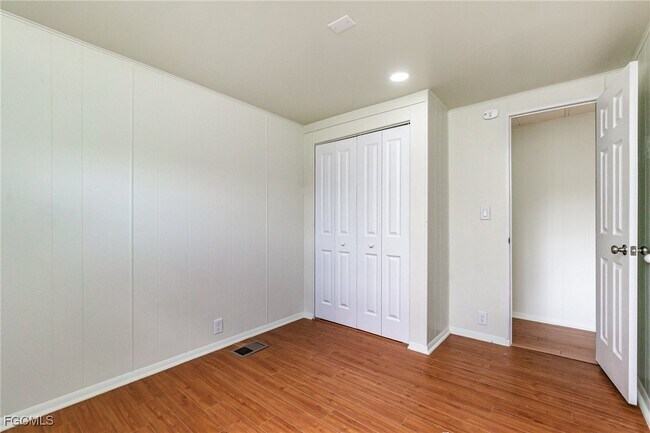 Building Photo - 91 Twin Palms Dr