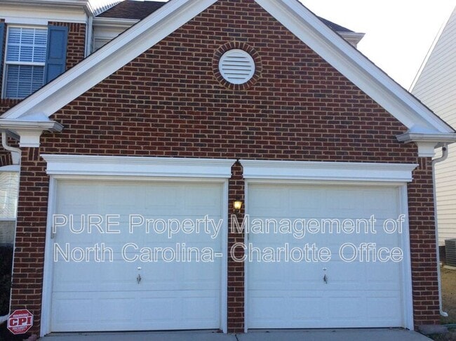 Building Photo - 7713 Noland Woods Dr