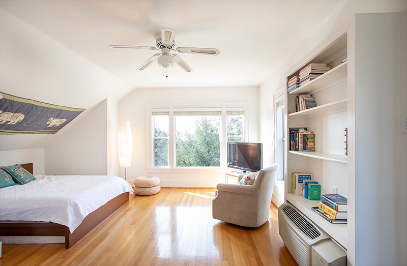 Building Photo - 940 Norumbega Dr