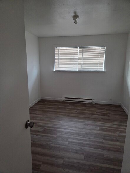 Building Photo - 1112 McKinley Ave