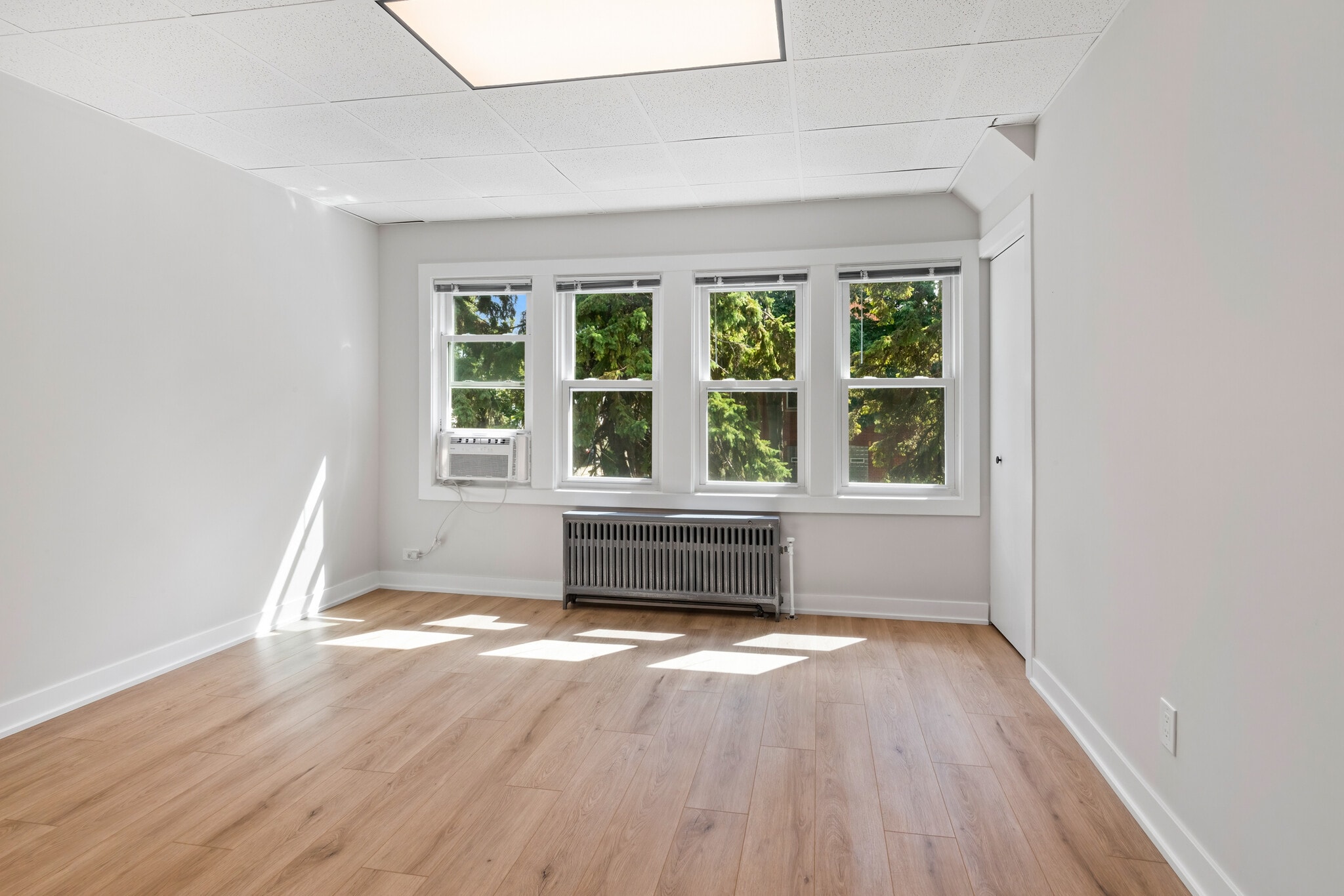 Building Photo - 5002 W Gunnison St