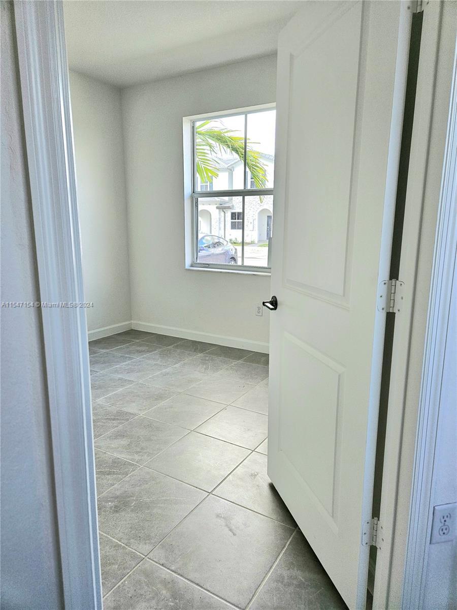 Building Photo - 29221 SW 162nd Ct