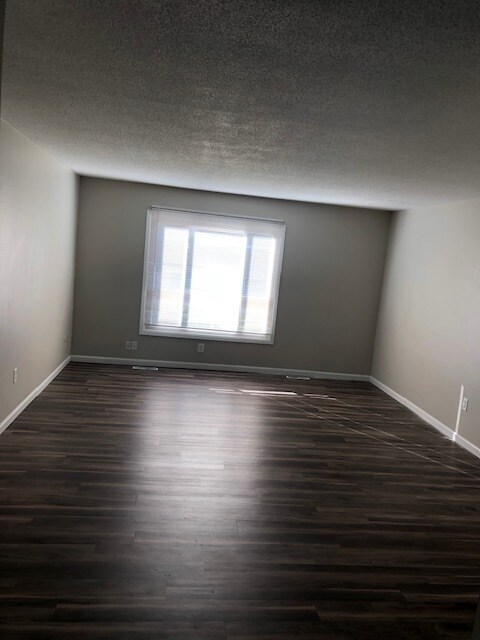 Building Photo - 3370 Winston Dr