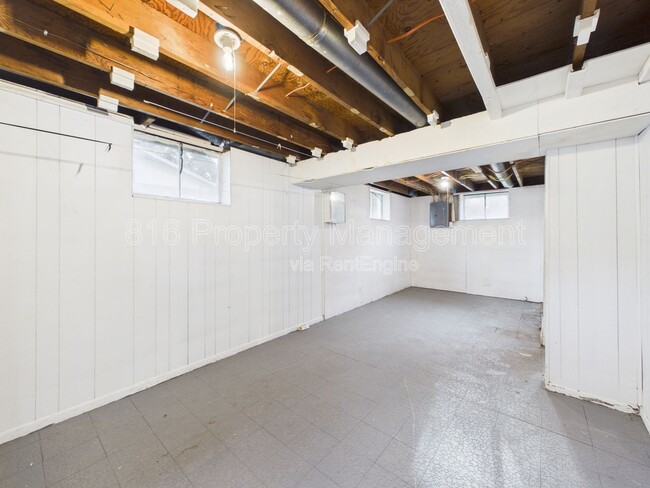 Building Photo - 4206 Vineyard Rd