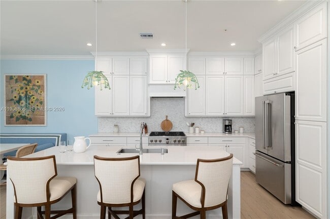 Building Photo - 11261 SE Blair Ln