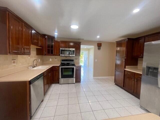 Building Photo - 9482 N Military Trl