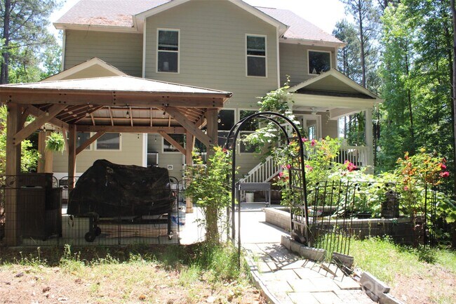 Building Photo - 4181 Palm Drive