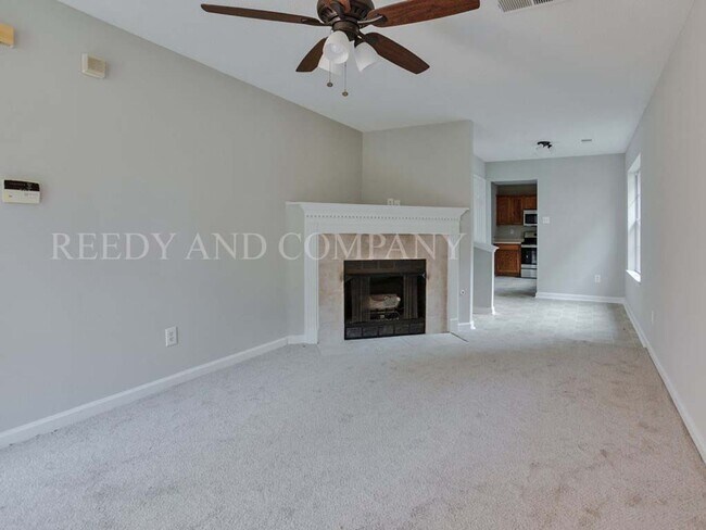 Building Photo - 7149 Charlton Way