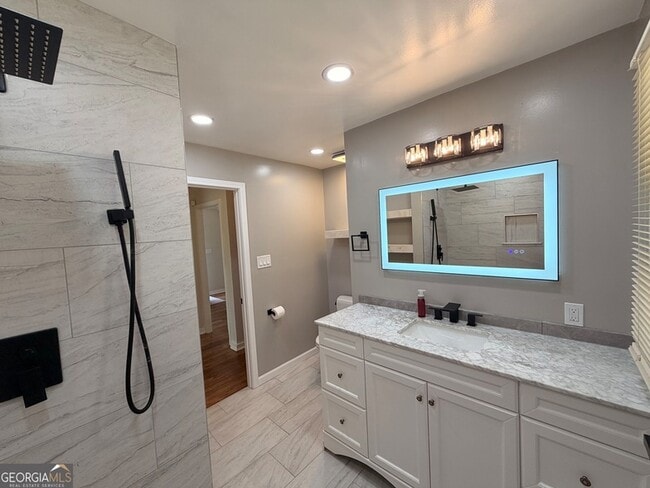 Building Photo - 1734 Cahoon St SW