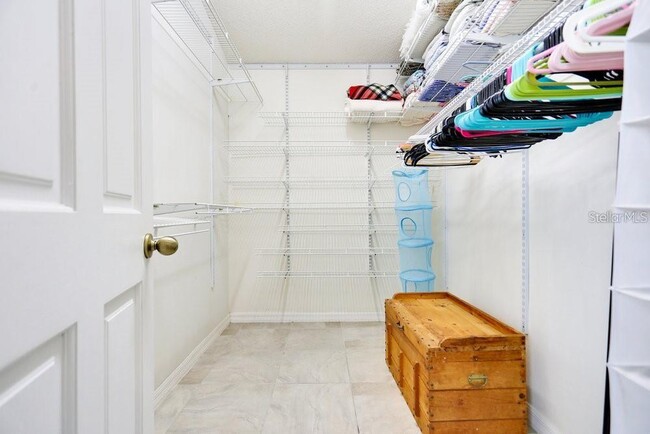 Building Photo - 3411 Windy Wood Dr