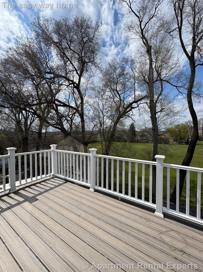 Building Photo - 57 Clarendon Ave