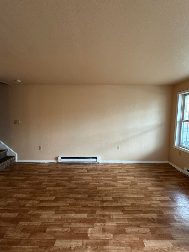 Building Photo - 391 Pacific Ave