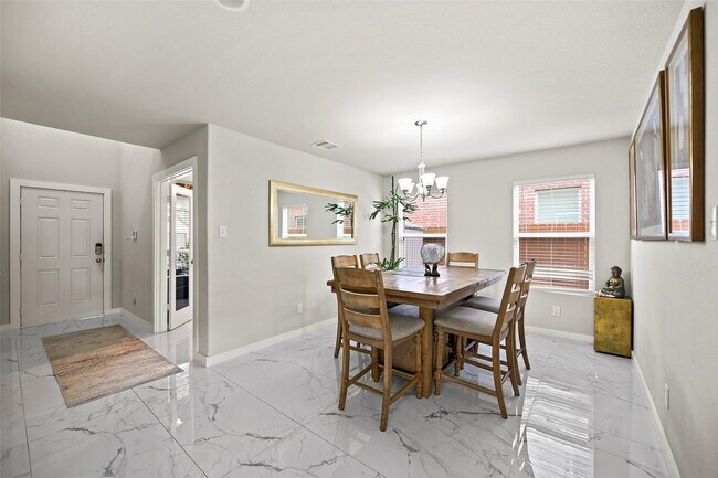 Building Photo - 2110 Artic Loon Dr