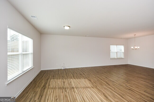 Building Photo - 350 Cranston Dr